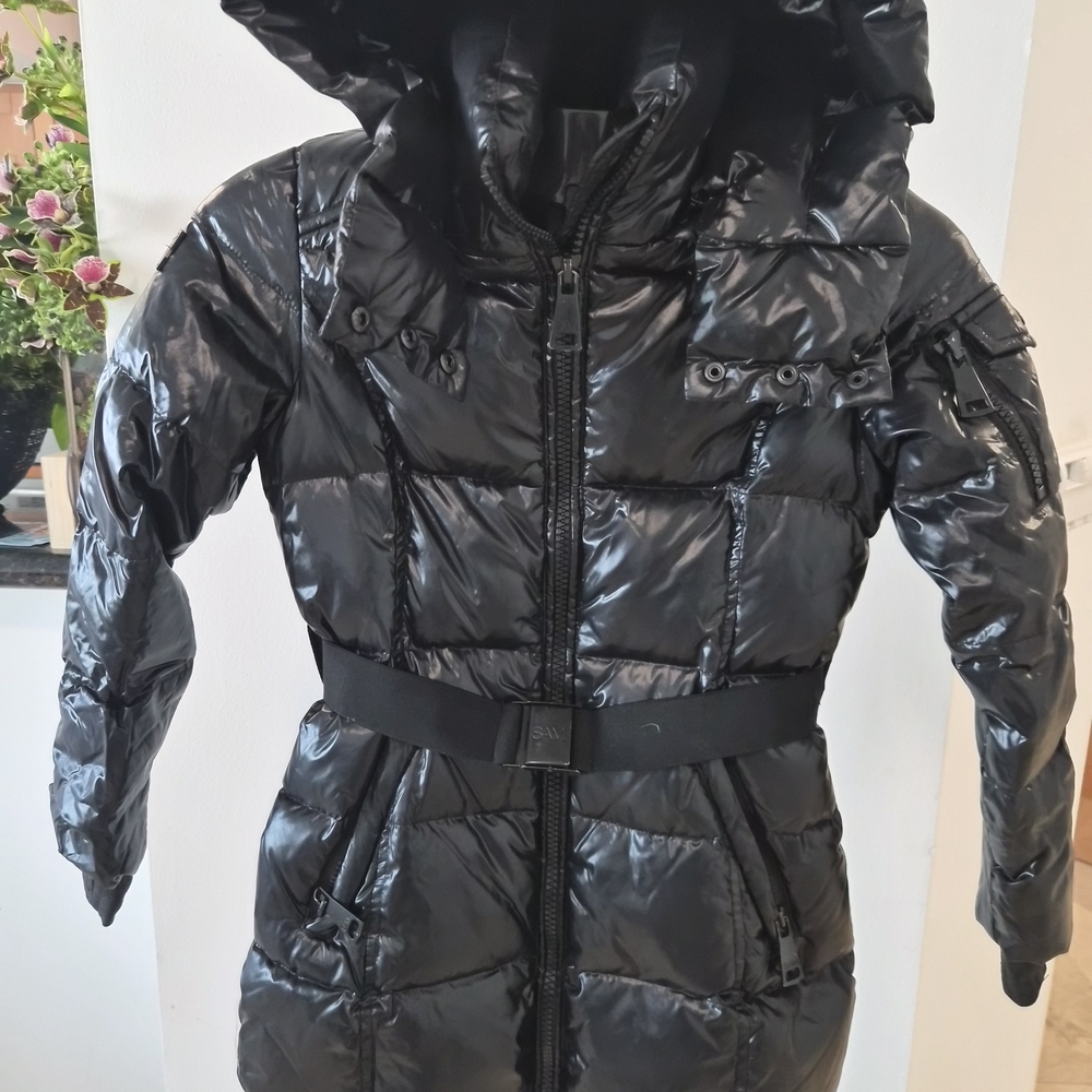 SAM Girls Glossy Black PUFFER with Hood And Belt. Outerwear Size 10Y
